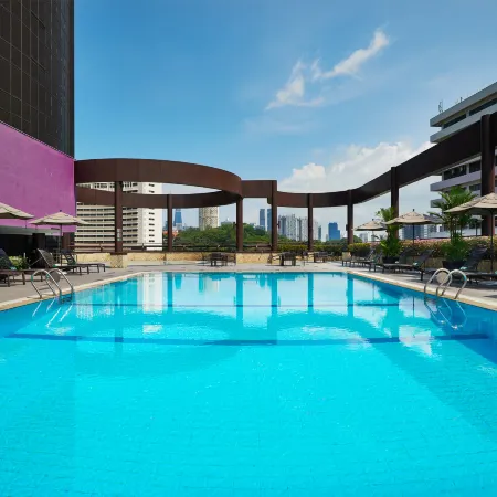 Holiday Inn SINGAPORE ATRIUM by IHG Отели рядом с достопримечательностью «Набережные (Риверсайд)»