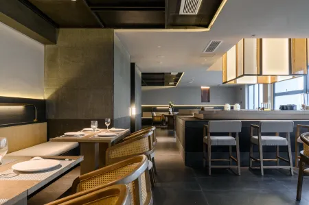 Nanchong Zen Post Fengyi Yard