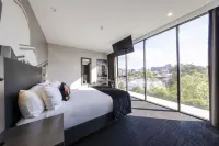 詹姆斯街薩格酒店