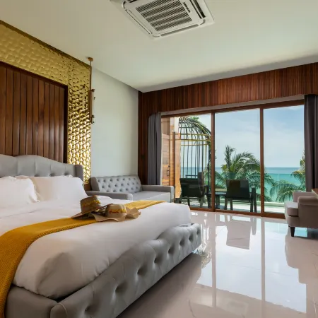 Hotel Villa AoKhanom Beachfront