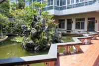 Atour  Light Hotel di Huaihai Institute of Technology/Wanda Plaza