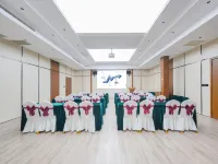โรงแรมเยว่เค่อจิงซิง · เกรทวอลล์ (เขตท่องเที่ยวเมืองโบราณชิงโจว) โรงแรมในชิงโจว