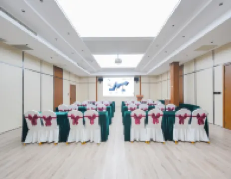 위에커 징싱 · 그레이트 월 호텔 (칭저우 고대 도시 관광지)