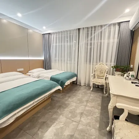 Courtyard Inn-Lingshi