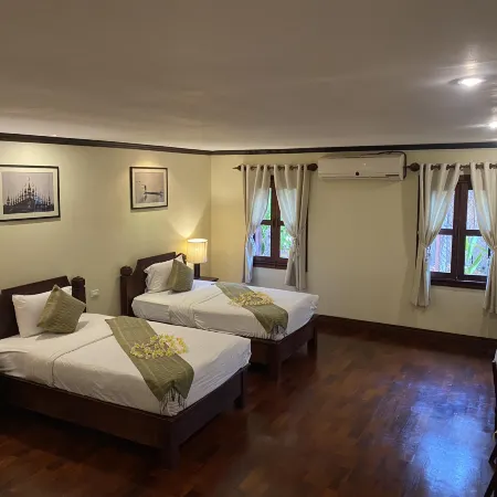 Luang Prabang Residence - The Boutique Villa Отели рядом с достопримечательностью «Королевский Театр»