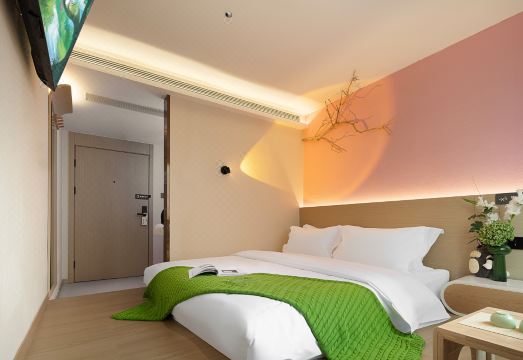 龙猫精灵酒店（贵阳喷水池地铁站太平路网红街店）外景图