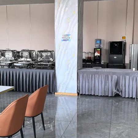 Tonggang Hotel