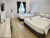 โรงแรมทองประโชค โรงแรมในสกลนคร