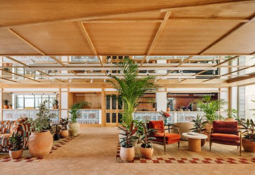 록 데 산타 조아나 중앙 안뜰과 수영장