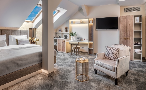 Hotel Maestro by Adrez Hotels in Prague