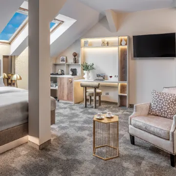 Hotel Maestro by Adrez Отели рядом с достопримечательностью «Карлов мост»