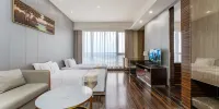 Yicheng Holiday Apartment (Guangzhou Pazhou Convention and Exhibition Center Poly World Trade) - Premier Suite (3 Beds)