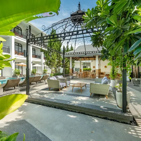 Ai Pai Hotel