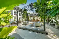 Ai Pai Hotel
