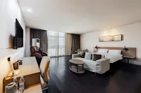 City Garden Hotel Chain (Chizhou Vocational College Xiushanmen Millennium Ancient City Building )