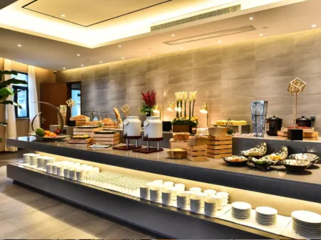 Yi Esports Hotel Отели рядом с достопримечательностью «Tongji University (Jiading Campus)»