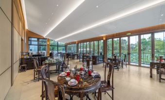 Weihan Resort At Xixi Wetland