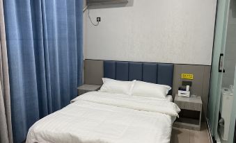Luoshan Yuqiu Hotel