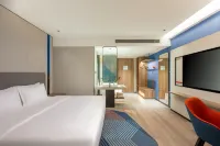 Holiday Inn Express Luoyang Longmen, an IHG hotel Hotel di Luoyang