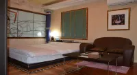 Hotel Takao Asile Hotel dekat Sosoku-ji Temple