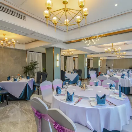 Kyriad Hotel (Jiujiang Duchang Pedestrian Street)