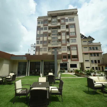 HOTEL MUDITA AND APARTMENT PVT.LTD. Отели рядом с достопримечательностью «Боудханат Ступа»