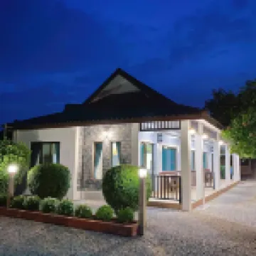 Sanaepatan Home Resort Hotels near Bo Sang
