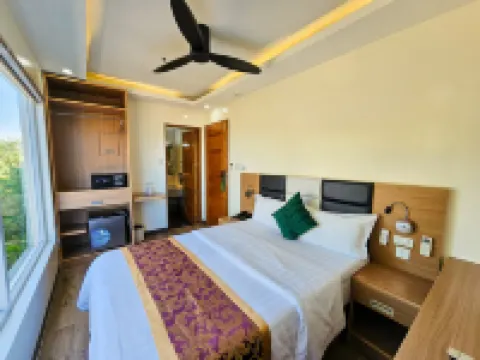 SERENITY BEACH HOTEL