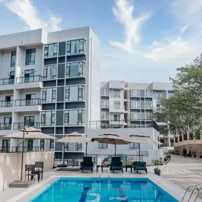 Elizabeth Golf Apartment Hotels near Nyarutarama