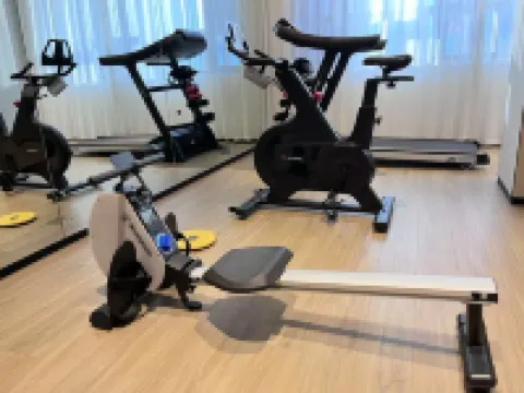 ジンイー ヨウシュエンホテル(フフホト昭君路南二環路店)