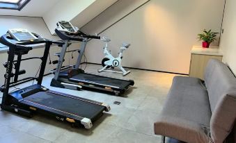 Shaoxing Yiju Life Hotel (Luxun Guli Subway Station Jindi Yintai)