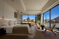 Shangri-La Mountain Wind and Moon View Homestay