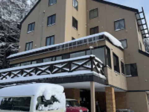 Toyoshima Lodge Naeba Hotel berhampiran Resort Ski Naeba