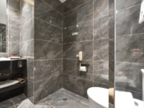 Zhonglian Hotel Hotels in Dandong