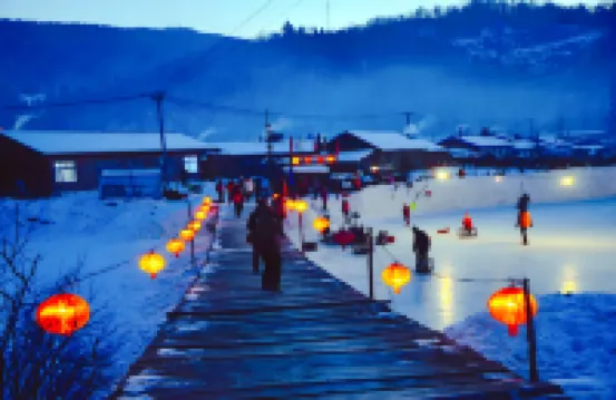 Snow Valley · Ruixue Snow · Winter Moon Painting Manga Travel Beauty Stay Hotels near Xuexiang Gouxiongling