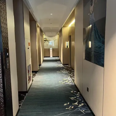 Lufeng Qingyuan Shiguang Hotel (Jieshi Town) Ξενοδοχεία στην πόλη Λούφενγκ