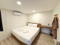 Charome Resort Hotels in Khlong Yai