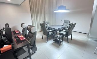 Lucid E-sports Hotel