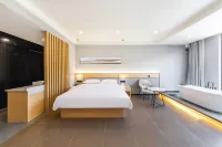 Haitangshu Hotel (Jiagenba) Hotels in Yalong Village/Tywu Village Tomma Camping