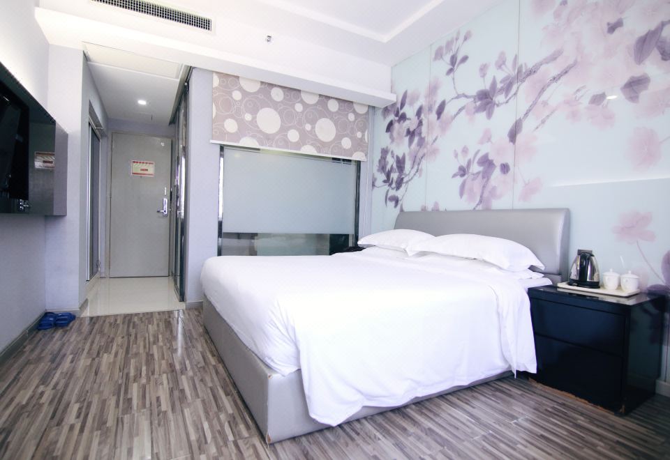 화얀 호텔 선전의 객실 내부 사진