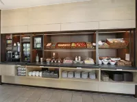 B&B HOTEL Berlin-Airport - breakfast