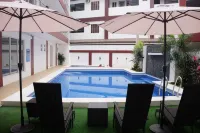 Sebastien Hotel - Beach