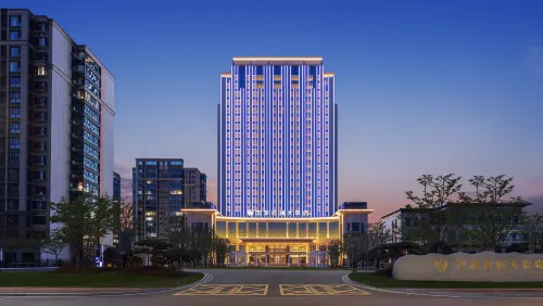 Hanyuan Narada Grand Hotel Hotels in Pei County