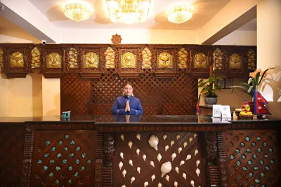 Tibet Boutique Hotel Các khách sạn gần Lohan Chowk