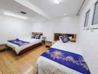 Yilong Express Hotel