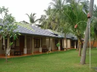 Carolina Beach Resort & Spa Các khách sạn ở Puttalam
