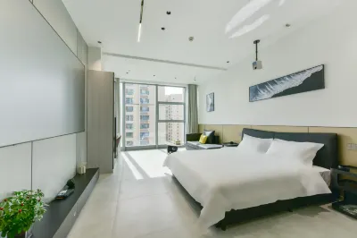 Xining Haige Light Luxury Hotel (Haihu Wanda Outlet City)