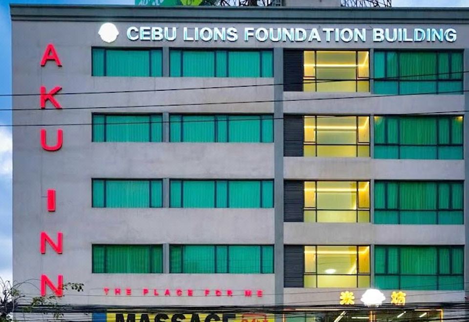 아쿠 인 시티 호텔