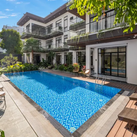 CiCi Villa & Apartment