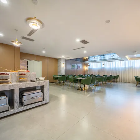 Jinhong grape hotel